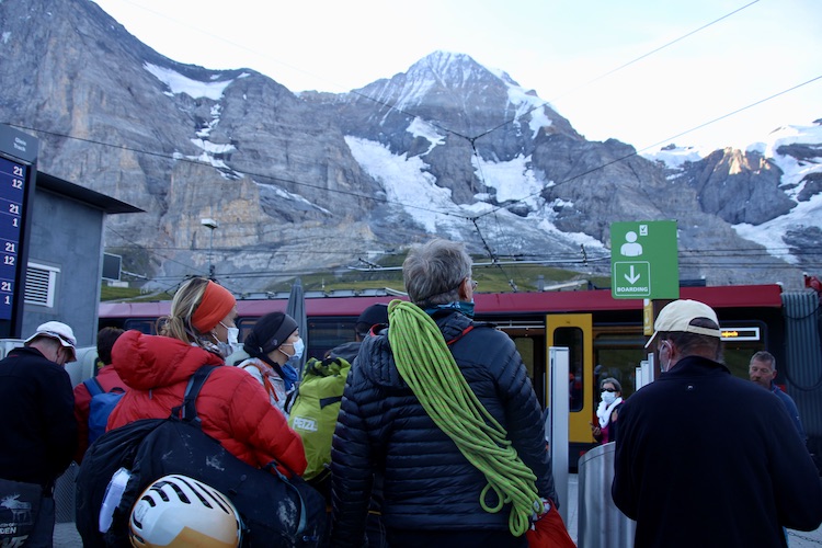 roadtrip_jungfraujoch_train_1