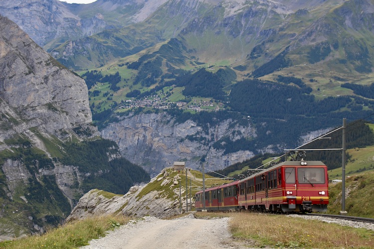 roadtrip_jungfraujoch_train_3